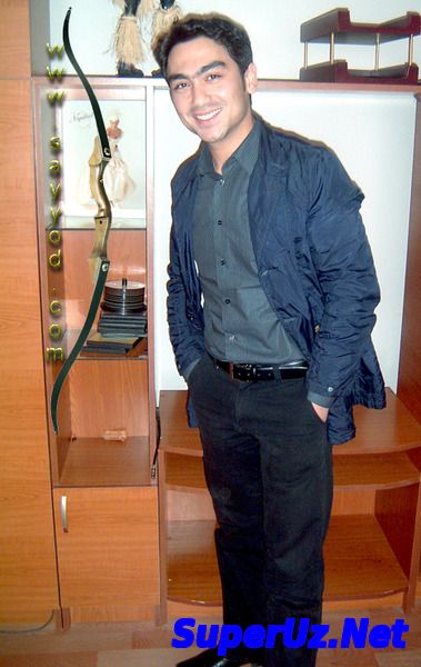 Адиз Ражабов 