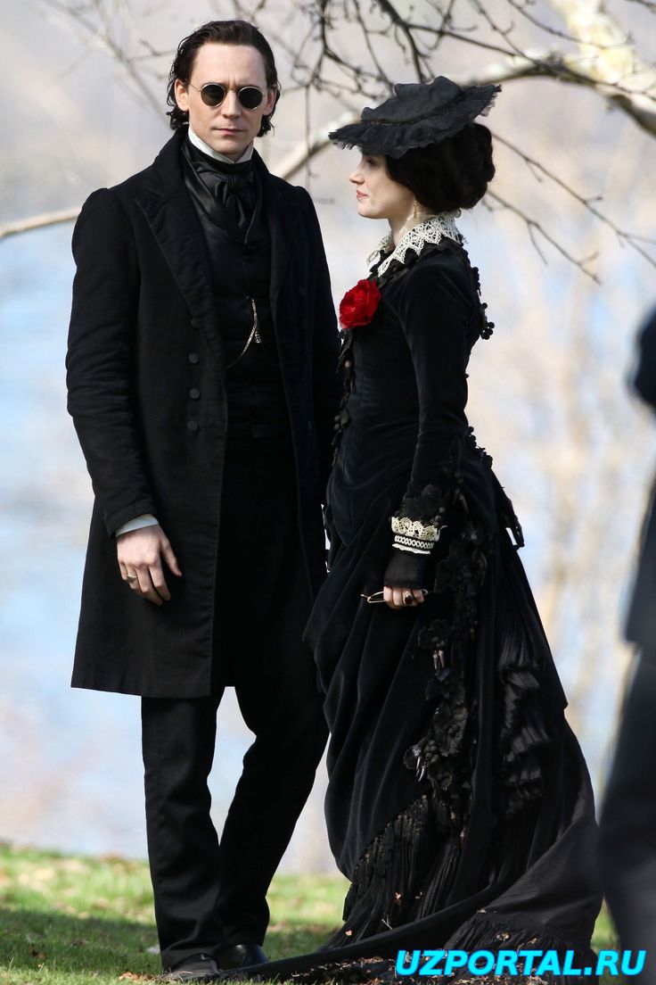 Багровый пик (2015)